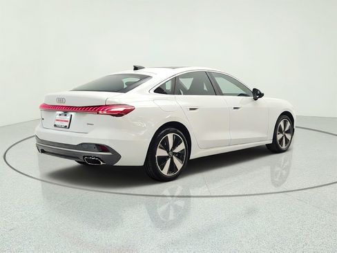 Used 2025 Audi A5 2.0T Premium Plus w/ Premium Plus AWD/4WD image 5