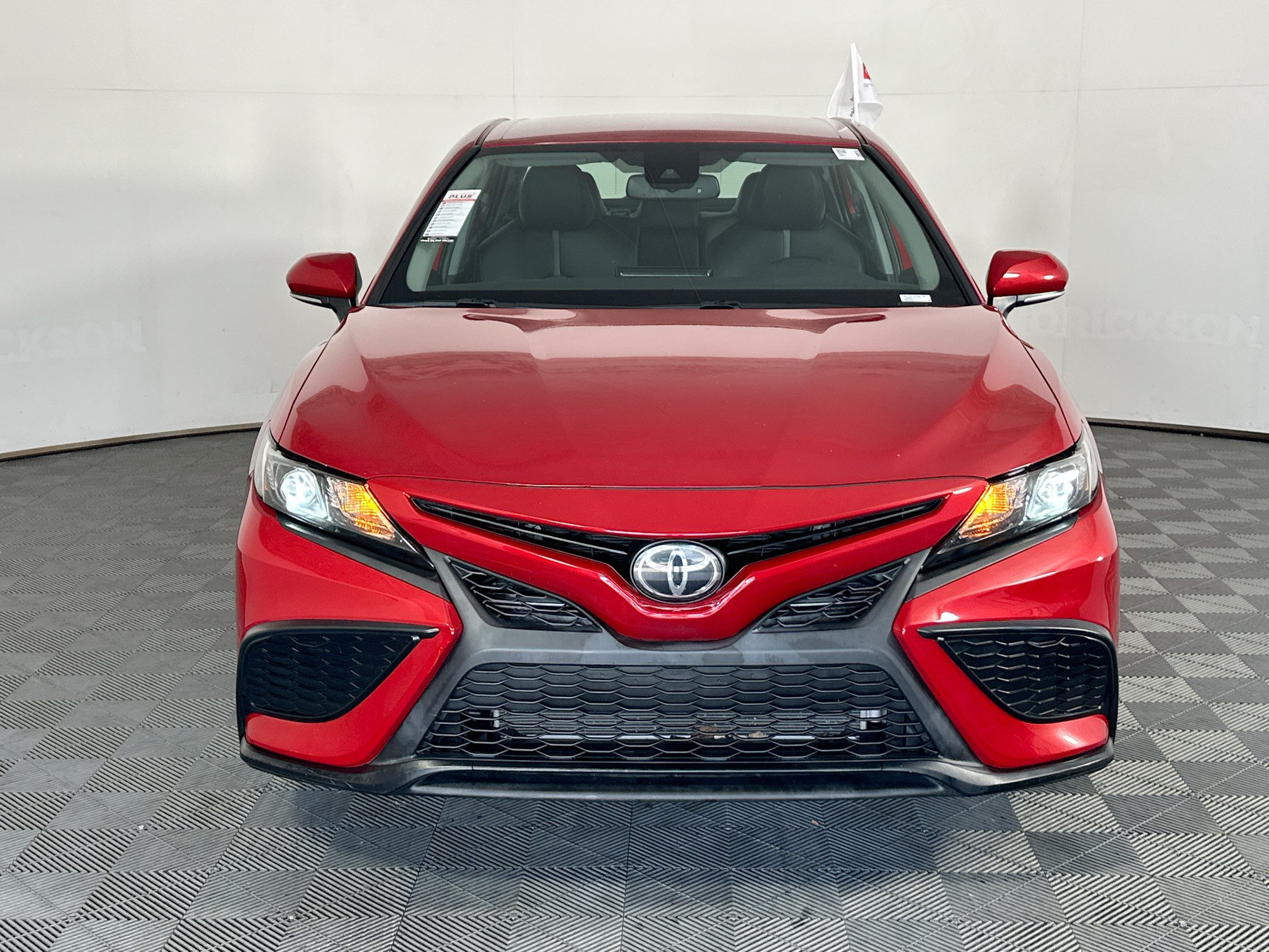 Certified 2024 Toyota Camry SE w/ Convenience Package FWD image 8