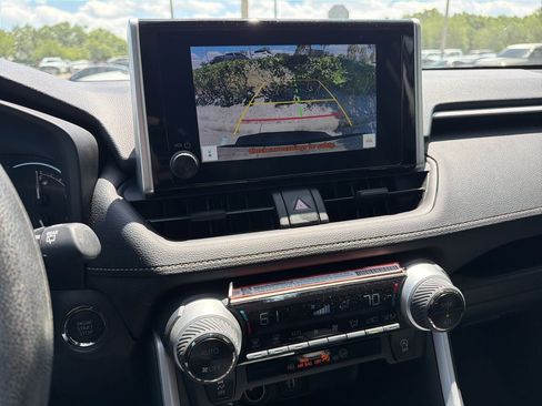 Used 2025 Toyota RAV4 XLE w/ Convenience Package FWD image 11