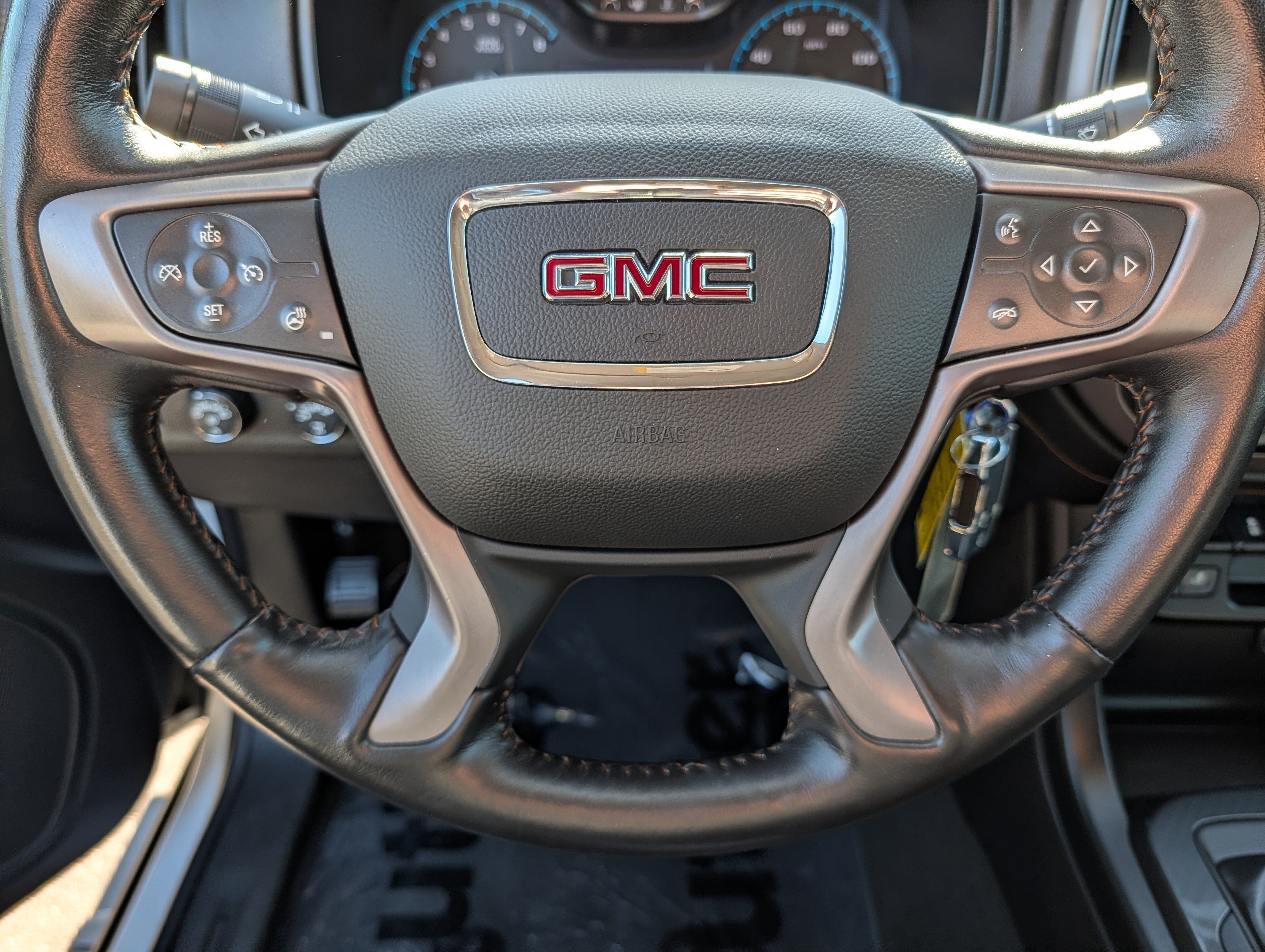 Used 2022 GMC Canyon AT4 w/ Trailering Package AWD/4WD image 24