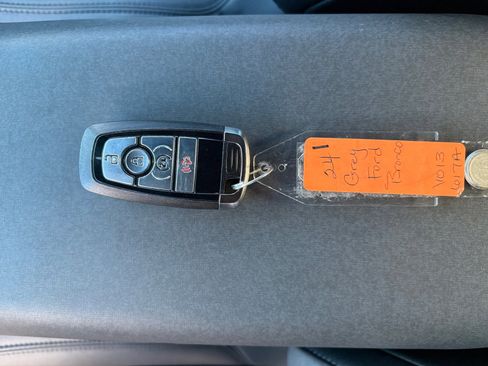 Used 2024 Ford Bronco Big Bend image 26