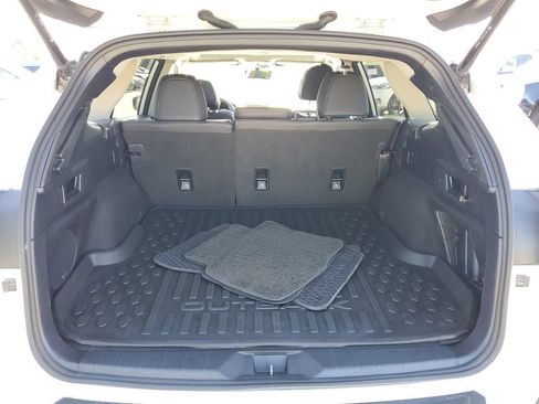 Used 2024 Subaru Outback Limited AWD/4WD image 8