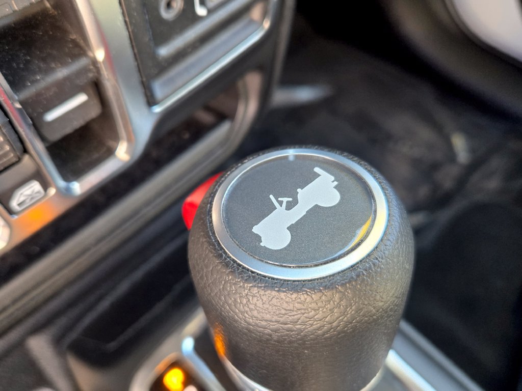 Used 2025 Jeep Wrangler Unlimited Sport AWD/4WD image 18