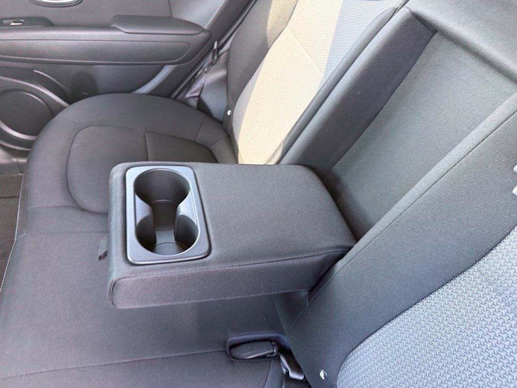 Used 2018 Kia Soul + FWD image 18