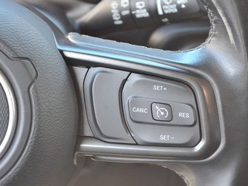 Used 2022 Jeep Wrangler Unlimited Sport image 21