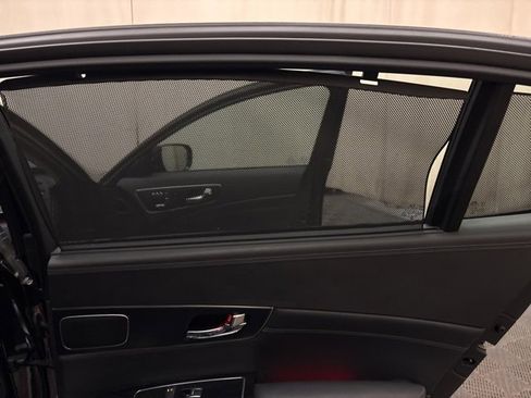 Used 2015 Kia K900 Premium w/ Interior Highline Package image 24