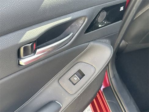 Used 2019 Toyota Avalon XLE image 22