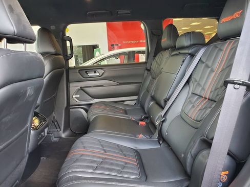 New 2025 Nissan Armada PRO-4X AWD/4WD image 10