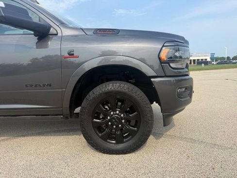 Used 2022 RAM 3500 Limited AWD/4WD image 4