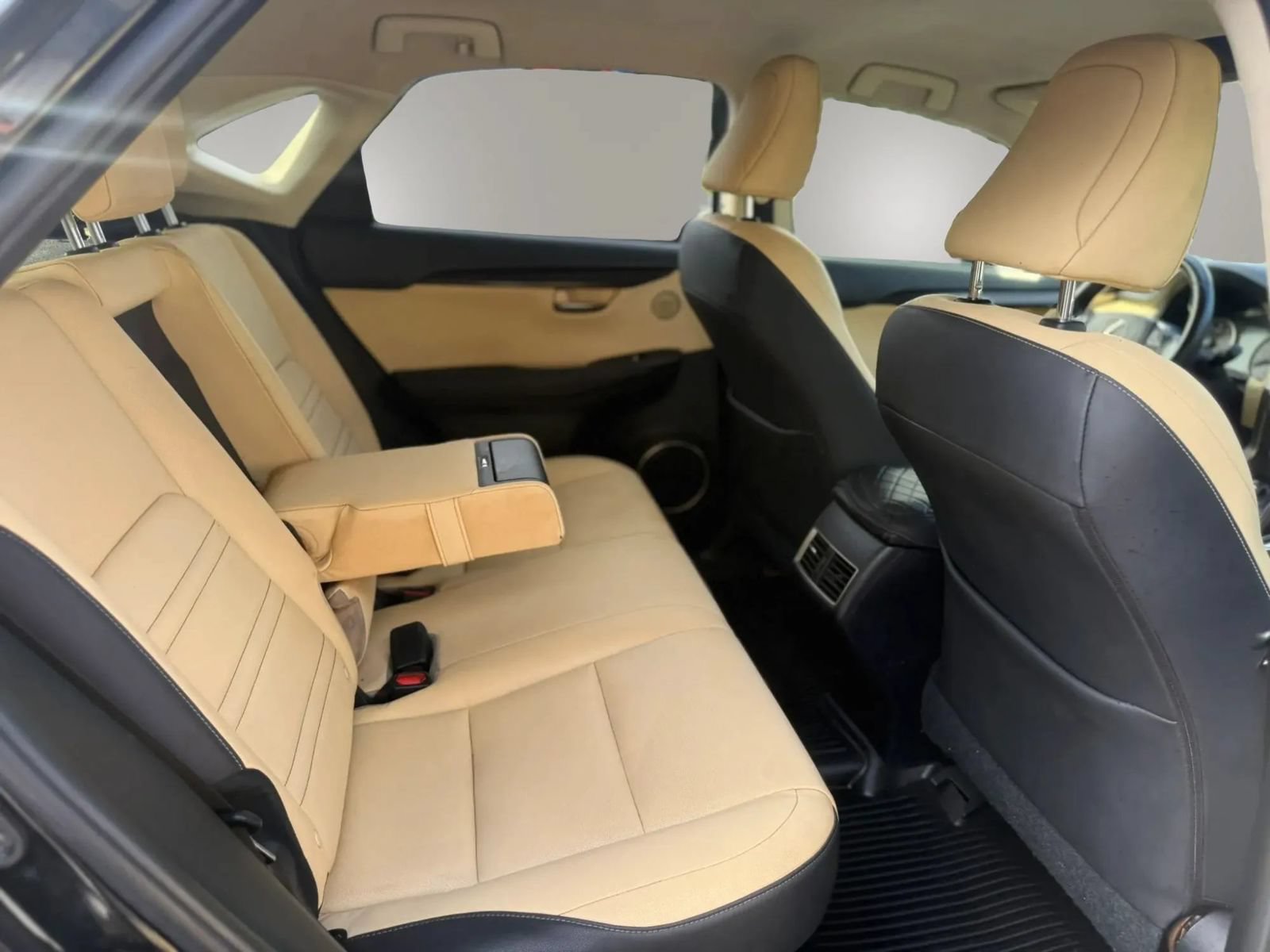 Used 2019 Lexus NX 300 FWD image 42