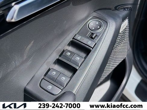 New 2026 Kia Seltos SX image 21