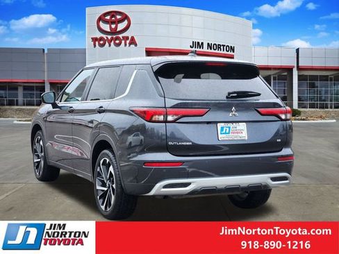 Used 2024 Mitsubishi Outlander SE image 7