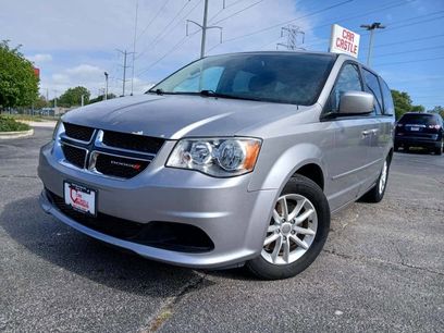 Used 2016 Dodge Grand Caravan SXT w/ UConnect Hands-Free Group