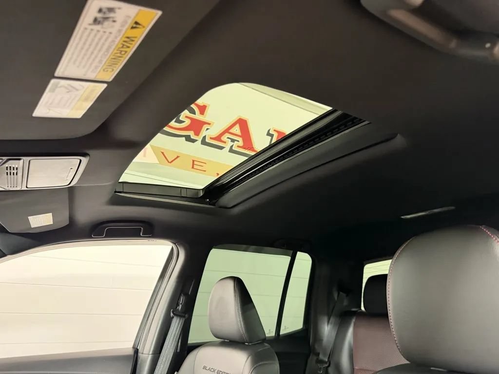 Used 2023 Honda Ridgeline Black Edition image 15