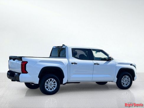 Used 2023 Toyota Tundra SR5 w/ SR5 Convenience Package RWD image 4