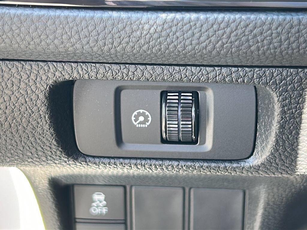 Used 2025 Honda Civic Sport image 18