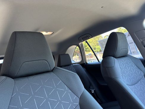 Used 2024 Toyota RAV4 AWD Hybrid image 20