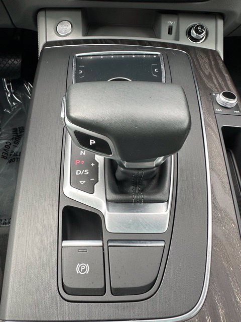 Used 2020 Audi Q5 2.0T Premium Plus AWD/4WD image 34