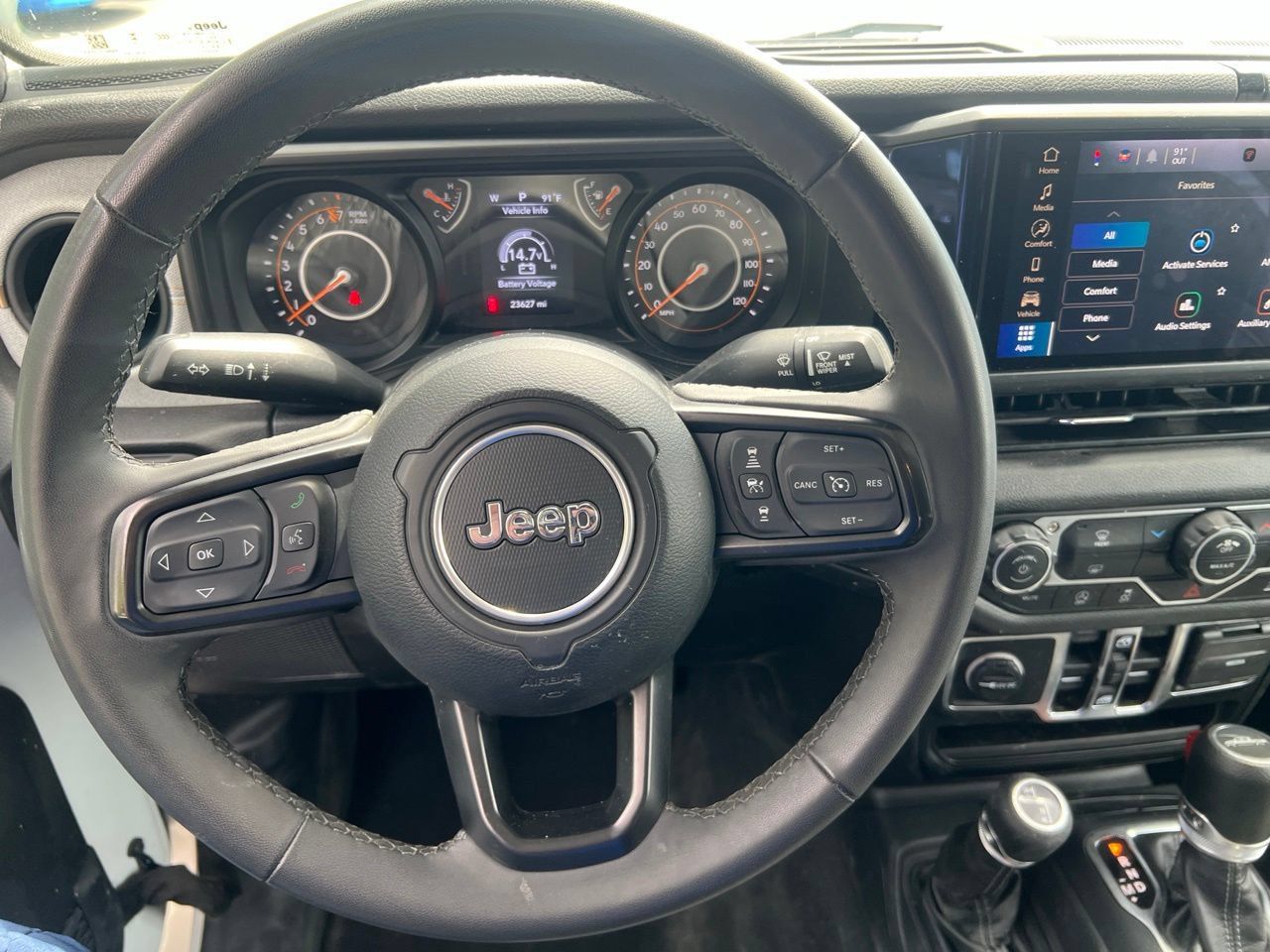 Used 2025 Jeep Gladiator Sport AWD/4WD image 27