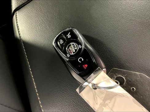 Used 2024 Buick Enclave Premium image 14