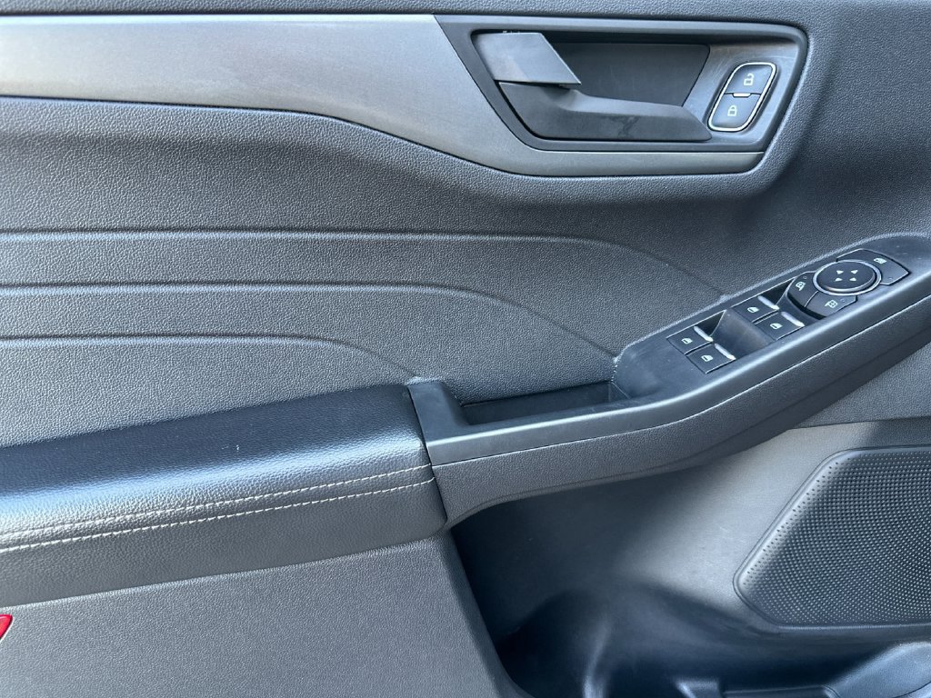 Certified 2025 Ford Escape Active AWD/4WD image 10