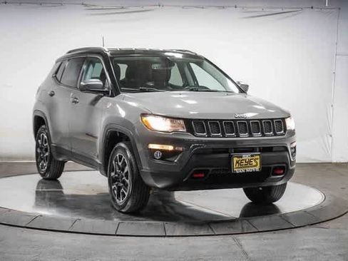 Used 2020 Jeep Compass Trailhawk w/ Safety & Security Group image 5