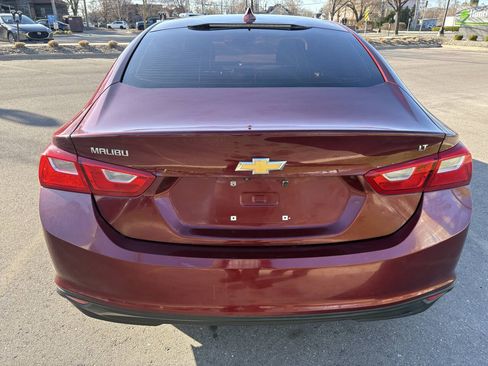 Used 2016 Chevrolet Malibu LT FWD image 25