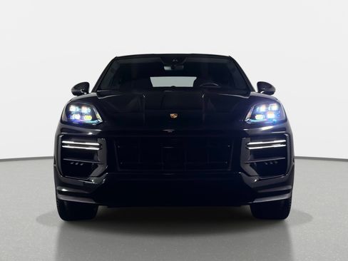 Used 2024 Porsche Cayenne Turbo GT AWD/4WD image 8