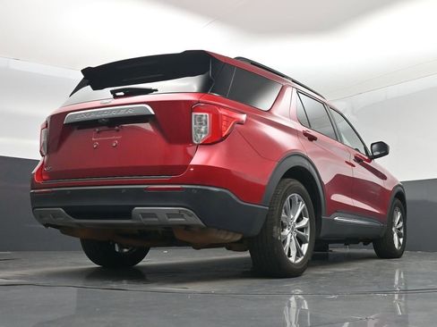 Used 2020 Ford Explorer XLT w/ Equipment Group 202A image 44