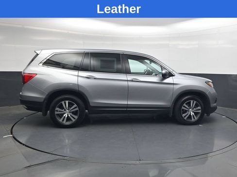 Used 2017 Honda Pilot EX-L image 3