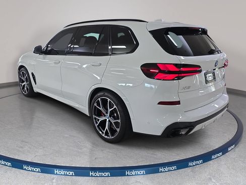 Used 2024 BMW X5 xDrive50e w/ M Sport Package AWD/4WD image 8