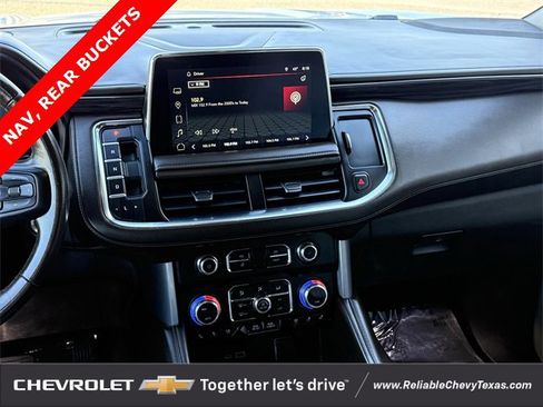 Used 2023 GMC Yukon XL SLT image 13