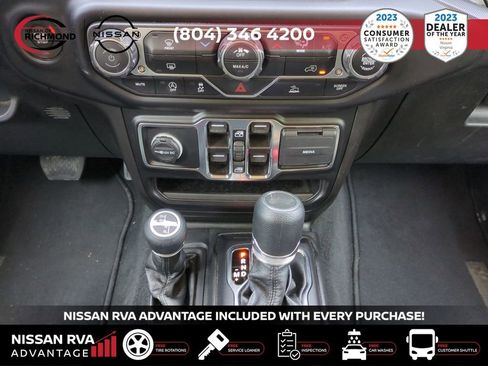 Used 2023 Jeep Wrangler Sport S image 20