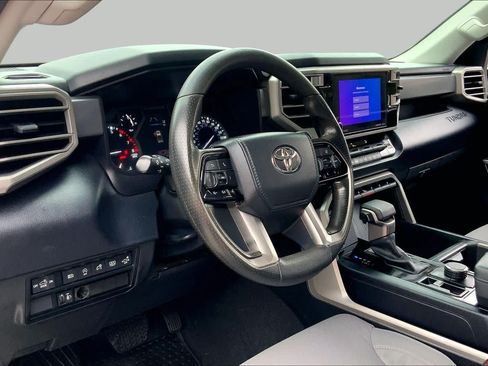 Used 2023 Toyota Tundra SR5 w/ SR5 Convenience Package AWD/4WD image 17