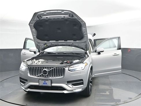 Used 2023 Volvo XC90 B6 Plus w/ Protection Package image 54