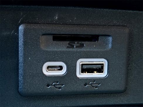 Used 2021 Chevrolet Tahoe LS image 23