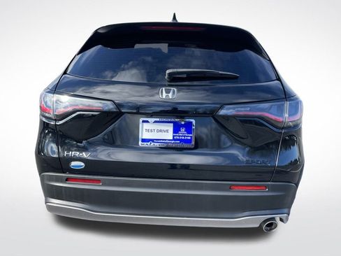Certified 2024 Honda HR-V Sport image 5