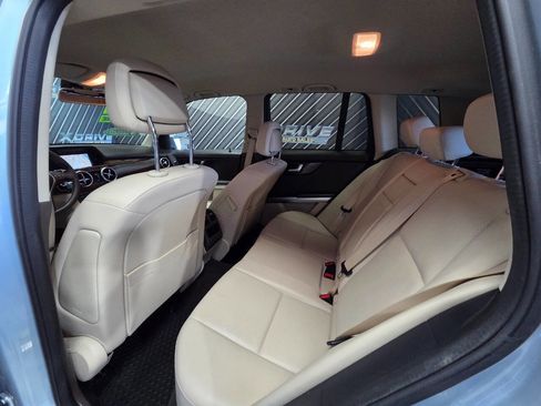Used 2013 Mercedes-Benz GLK 350 4MATIC image 28