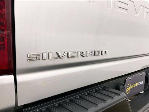 Used 2023 Chevrolet Silverado 2500 Custom w/ Custom Value Package AWD/4WD image 25
