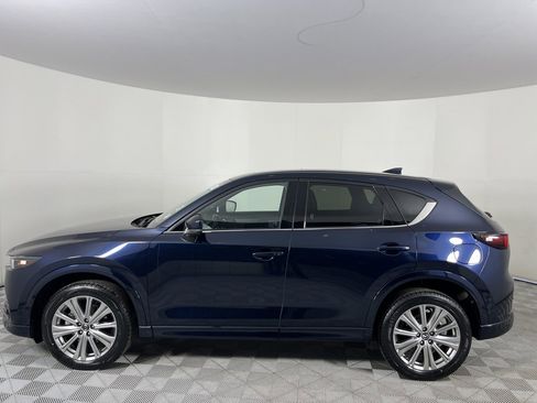 Used 2023 MAZDA CX-5 Signature image 4