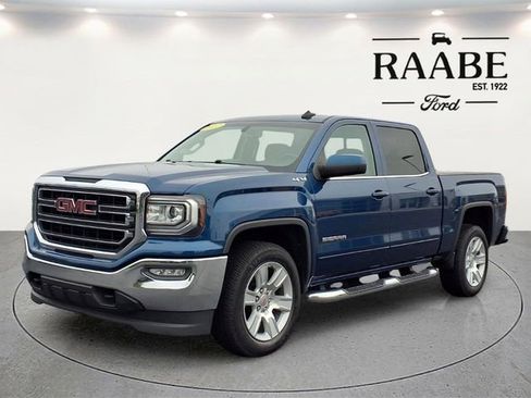Used 2017 GMC Sierra 1500 SLE w/ SLE Value Package AWD/4WD image 3