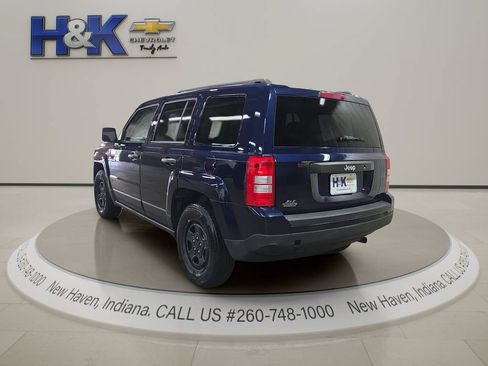 Used 2017 Jeep Patriot Sport FWD image 4