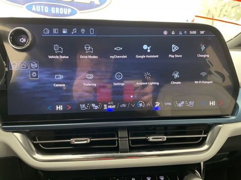 New 2026 Chevrolet Equinox EV LT w/ Convenience Package II image 3