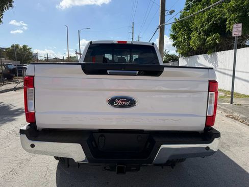 Used 2018 Ford F250 Lariat w/ Lariat Value Package image 4