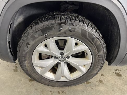 Used 2019 Volkswagen Atlas SE image 24