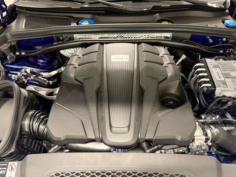 New 2026 Porsche Macan S AWD/4WD image 32
