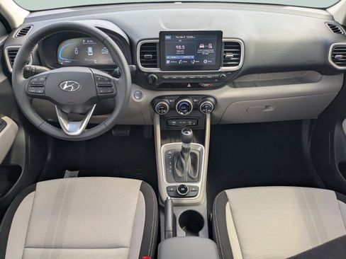 New 2026 Hyundai Venue SEL FWD image 14