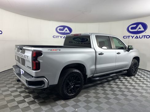 Used 2021 Chevrolet Silverado 1500 Custom w/ Rally Edition AWD/4WD image 3