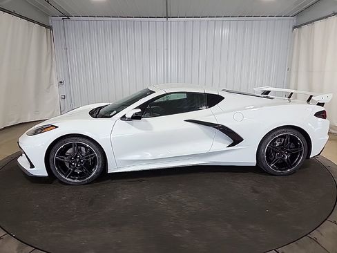 Certified 2020 Chevrolet Corvette Stingray Preferred Cpe w/ 2LT Preferred Equipment Group RWD image 5