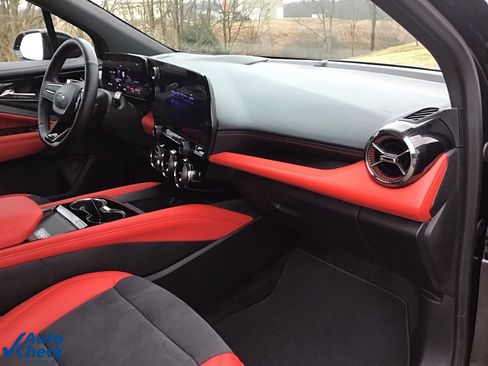 Used 2024 Chevrolet Blazer EV RS image 27